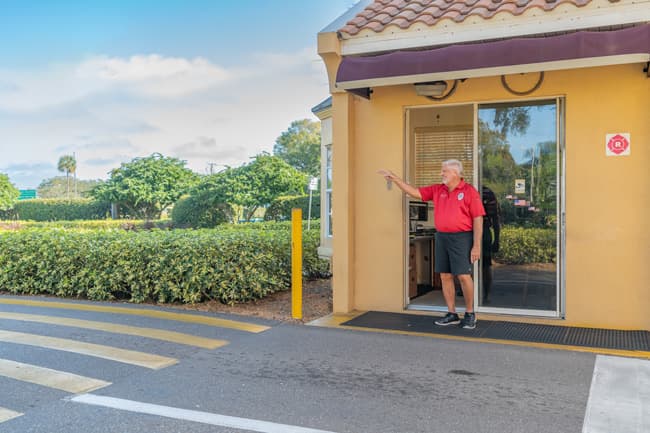Kings Point Security Gate Guard