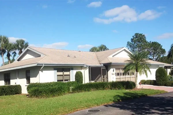 kings-point-homes-1990-new-pic-2-e21f50ca