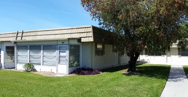 kings-point-homes-206-Bedford-0febfbe6